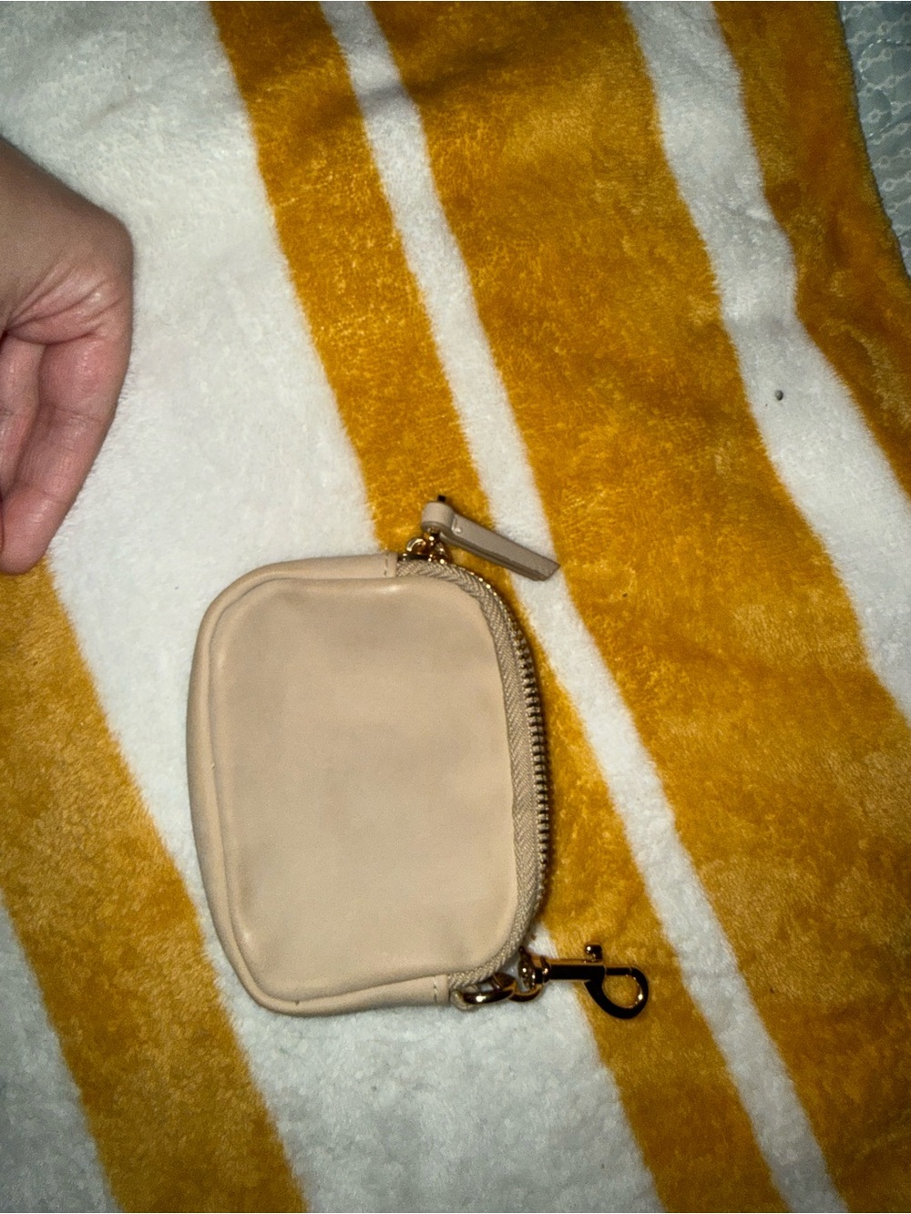 Universal Thread Card Wallet - Picture 3 of 3